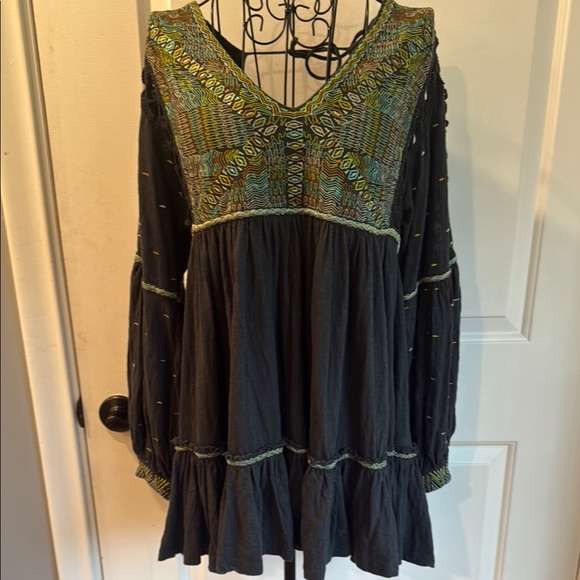 Free People Embroidered Much Love Tunic-Dress - Crochet Trim - Small - Picture 4 of 11